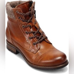 Zip up bootie